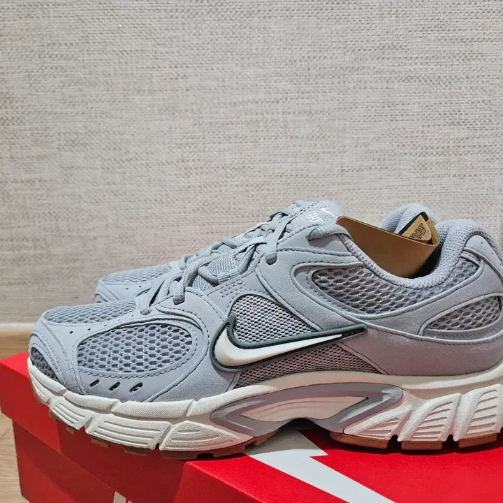 [BUNJANG] Nike ZoomX Invincible Run Flyknit 3 (V5) Gray / 나이키 V5 RNR 그레이 새상품(260.265.270)