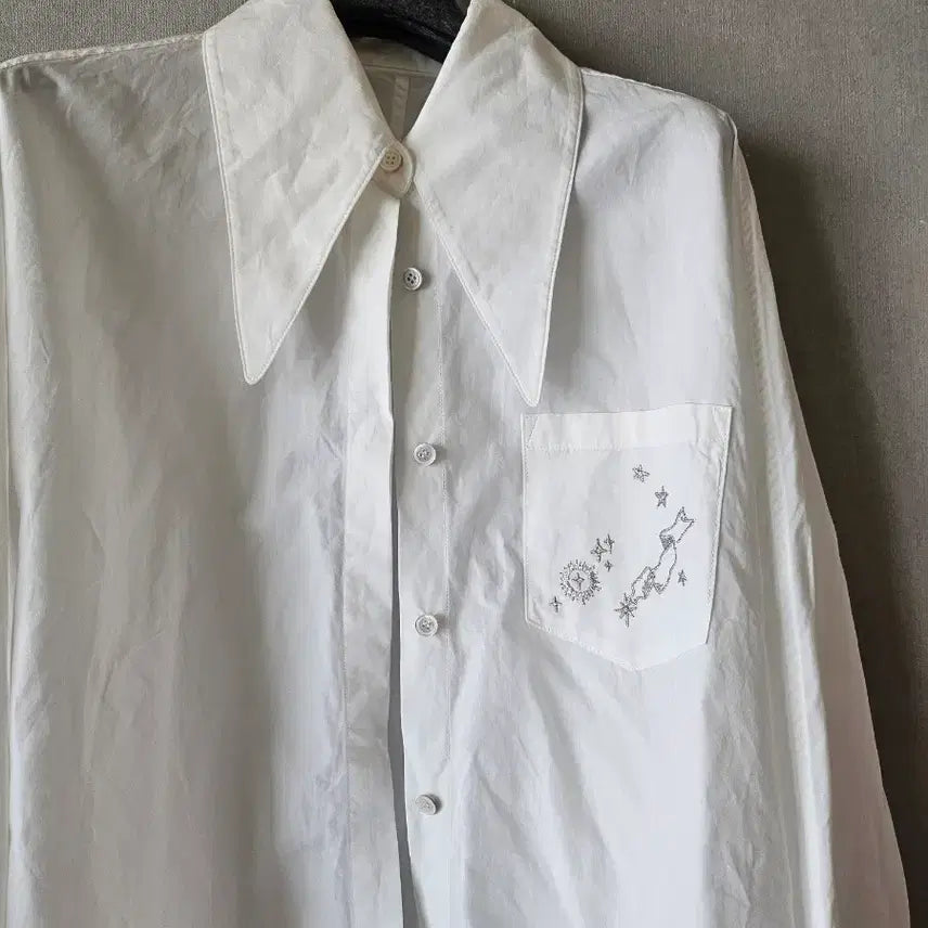[BUNJANG] Form The Store 2020 Silver Embroidery Pocket Raglan Shirt / 2020.폼더스토어)포켓 실버자수 포인트 라그랑 셔츠