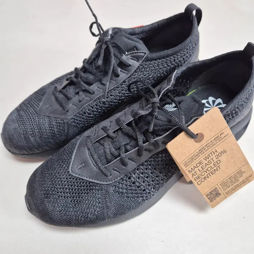 [BUNJANG] Nike Flyknit Running Shoes Size 260 / 새상품) 나이키 플라이니트 런닝화 260사이즈