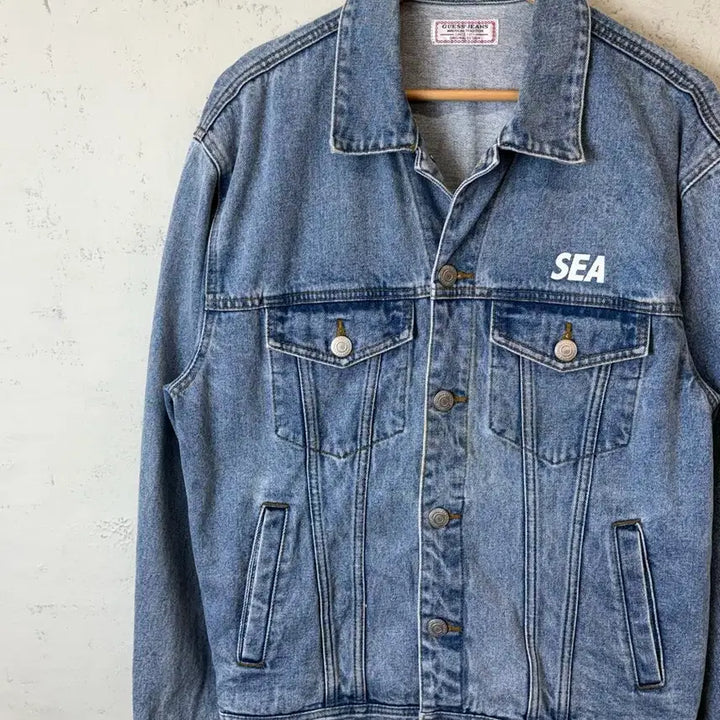 [BUNJANG] GUESS x Wind and Sea Vintage Denim Jacket / [L] GUESS Wind and sea 빈티지 데님 자켓