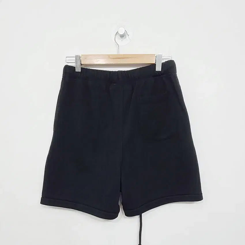 [BUNJANG] Fear of God Essentials Shorts (M) / 