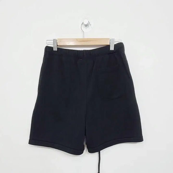 [BUNJANG] Fear of God Essentials Shorts (M) / 