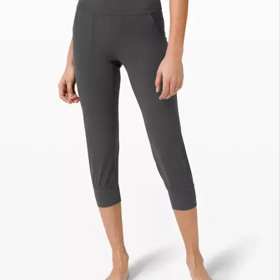 [BUNJANG] Lululemon Align Jogger Crop 23" Gray Size 4 / 룰루레몬 얼라인 조거 크롭 23 그레이 4사이즈