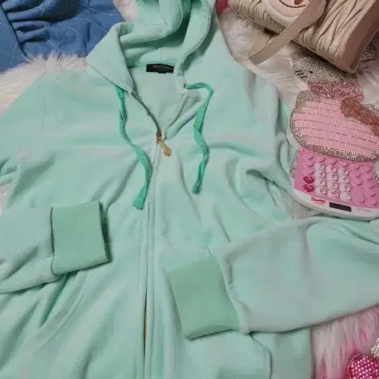 [BUNJANG] Juicy Couture Mint Velvet Hoodie Zip-Up (Size S) / 쥬시 꾸뛰르 민트 벨벳 후드 집업 s ,타임세일