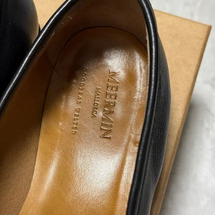 [BUNJANG] MEERMIN Black Penny Loafers UK8 / MEERMIN 블랙 페니 로퍼 270 / UK8