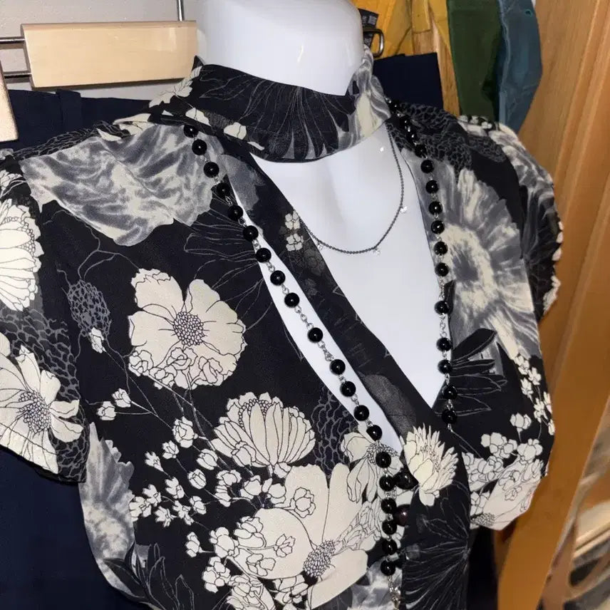 [BUNJANG] Dark Fairy / Oriental Silk Scarf Top / 다크 페어리/오리엔탈 탑