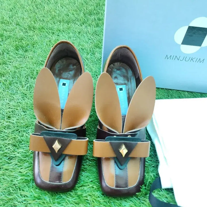 [BUNJANG] Kim Minju Rabbit Pumps / 민주킴 토끼 펌프스