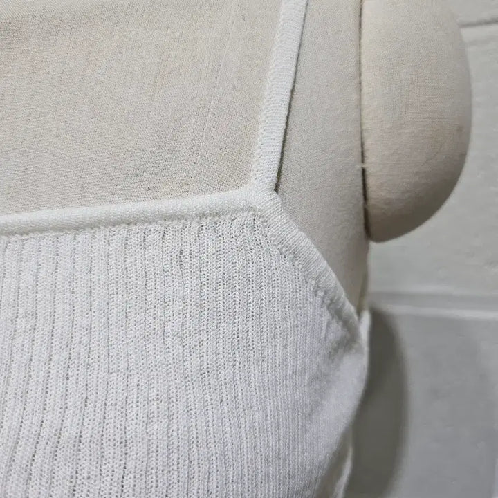 [BUNJANG] Cool Material Knit Crop Tank Top - Cream / 쿨소재 니트 크롭 나시- 크림색