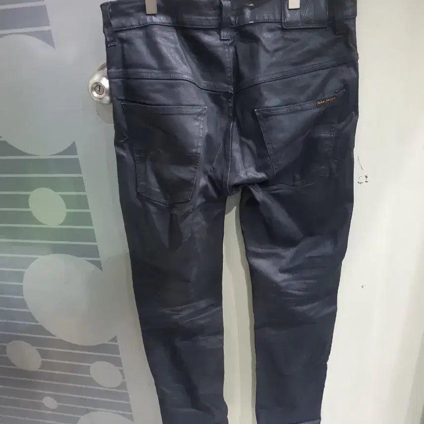 [BUNJANG] Nudie Jeans Thin Finn Back 2 Black Coated Jeans / 누디진  씬핀 백투블랙 코팅 청바지