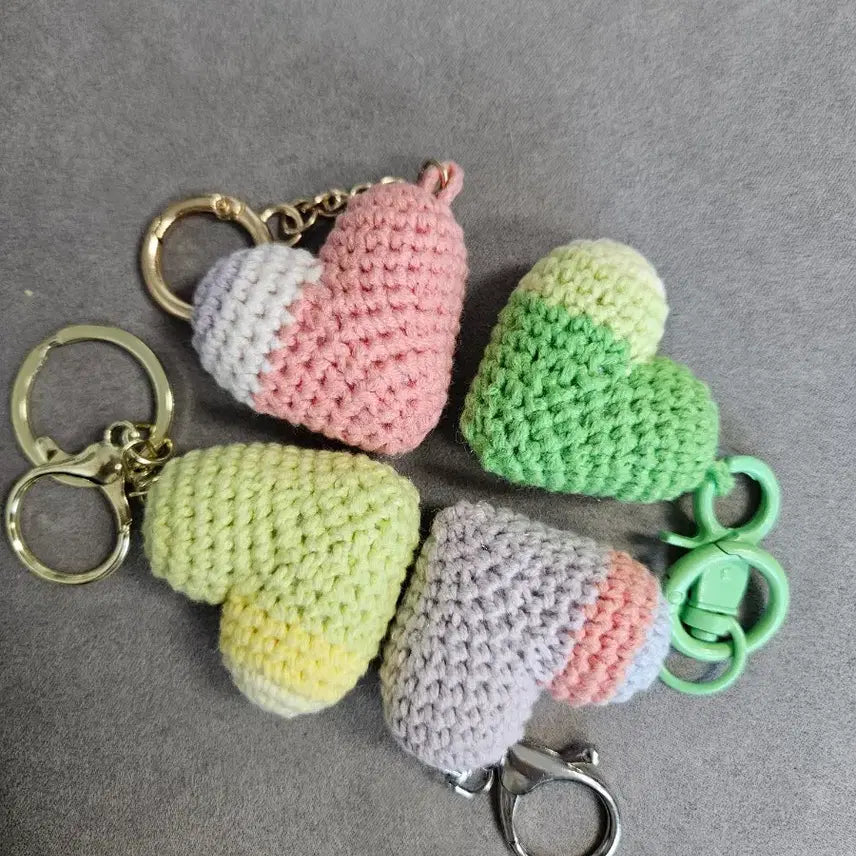 [BUNJANG] Handmade Knitted Heart Keyring / 핸드메이드 뜨개 하트 키링