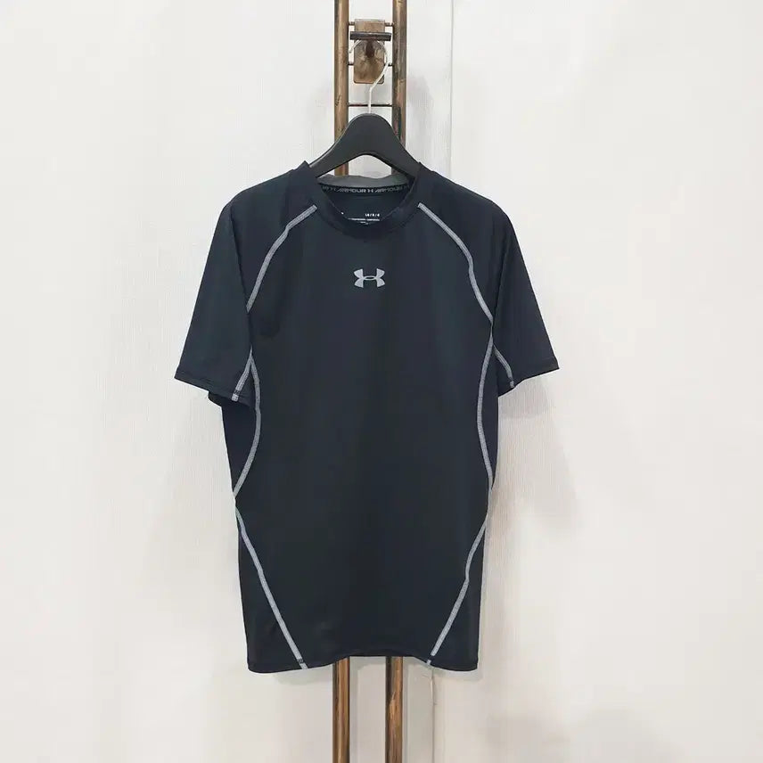 [SOLD OUT] (JJ30113)언더아머 UA 히트기어 아머 컴프레션 티셔츠 100