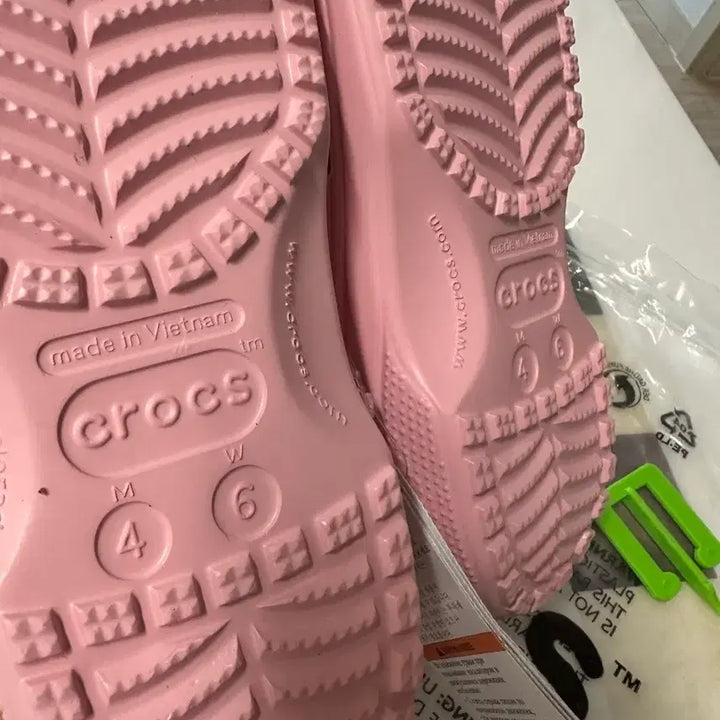 [BUNJANG] Crocs Classic Clog Size M4/W6 / 새상품) 230사이즈  m4/w6 클래식 클로그
