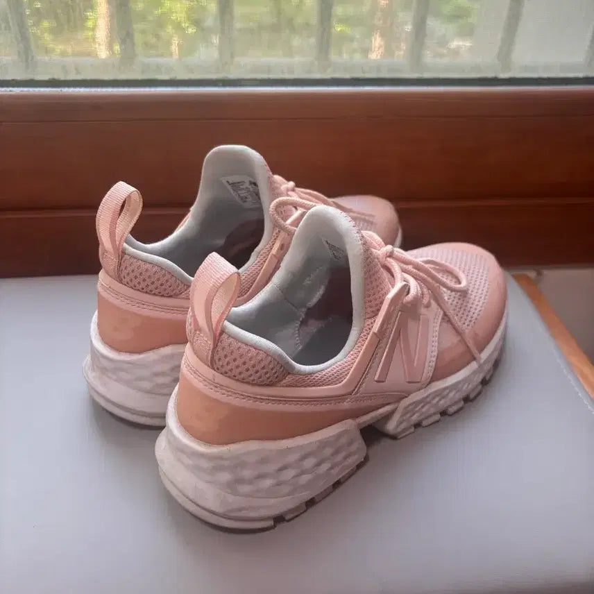[BUNJANG] New Balance 574 Sport Sneakers (Pink) / (240)뉴발란스 574 스포츠 핑크