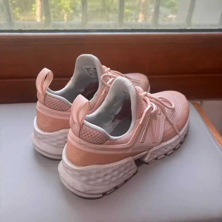[BUNJANG] New Balance 574 Sport Sneakers (Pink) / (240)뉴발란스 574 스포츠 핑크
