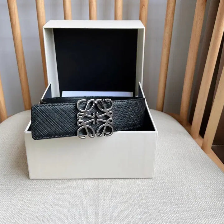 [BUNJANG] Loewe Signature Logo Engraved Leather Belt / 로에베 벨트 너비 4cm / 사이즈 95cm / 허리 81~85cm 착용