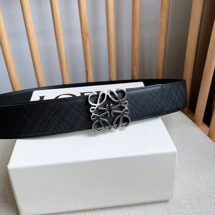 [BUNJANG] Loewe Signature Logo Engraved Leather Belt / 로에베 벨트 너비 4cm / 사이즈 95cm / 허리 81~85cm 착용