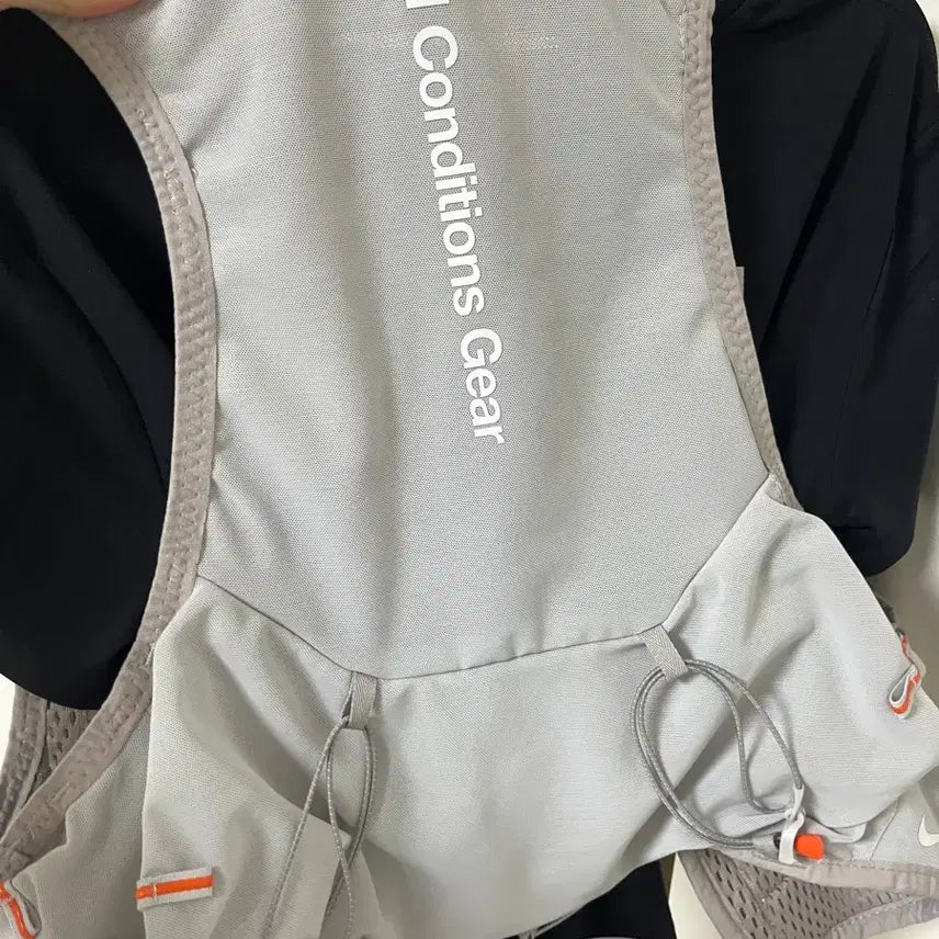 [BUNJANG] Nike ACG Goat Bag Running Vest / 나이키 acg  고트백 러닝 베스트