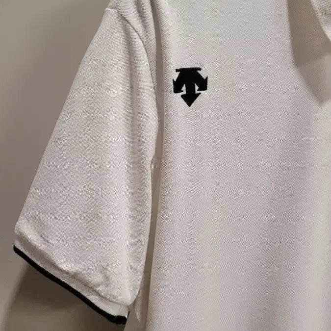 [BUNJANG] Descente White Polo T-Shirt / 데상트 화이트 폴로 반팔티셔츠