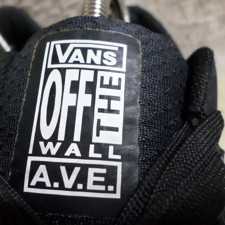 [BUNJANG] Vans Old Skool Ultimate Waffle Black Sneakers (260mm) / 후루룩구제2 260 반스 얼티밋 와플 올드스쿨 블랙 운동화260509