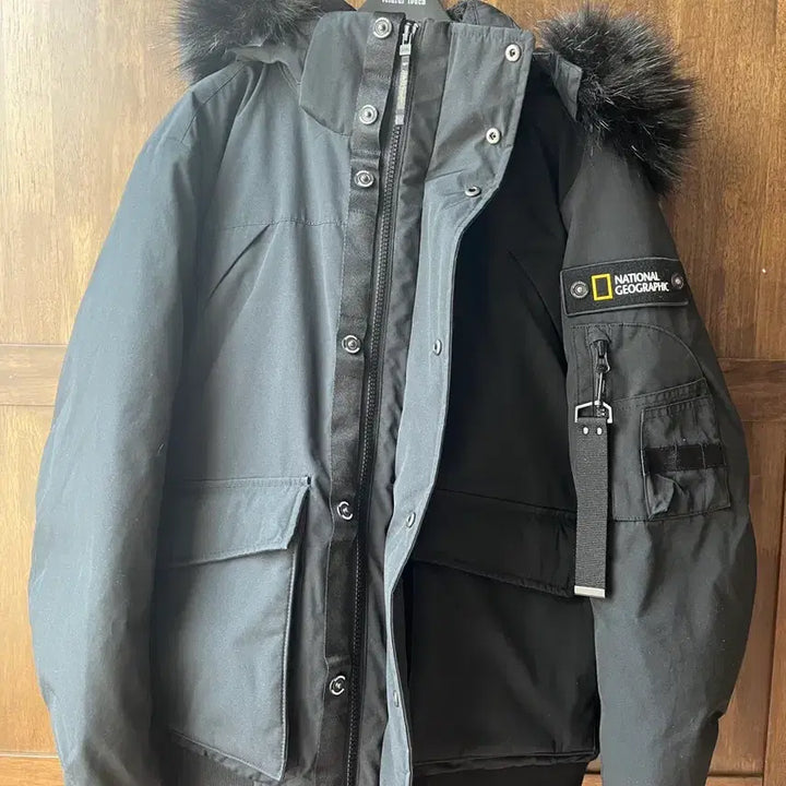 [BUNJANG] National Geographic Taruga Black Padded Jumper / 내셔널지오그래픽 블랙 패딩 점퍼 타루가
