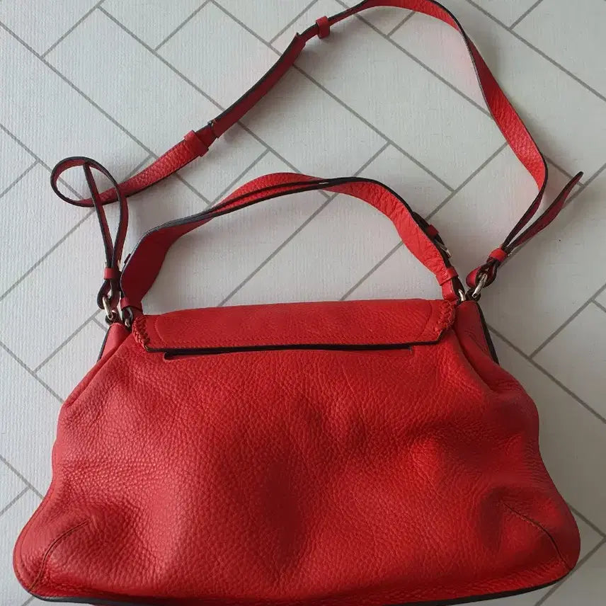 [BUNJANG] MCM Soft Leather Flap Shoulder Bag / MCM 가방