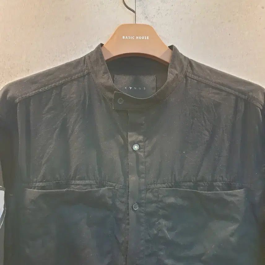 [BUNJANG] KYNUS Black Stand Neck Shirt / KYNUS 블랙 스탠드넥 셔츠.
