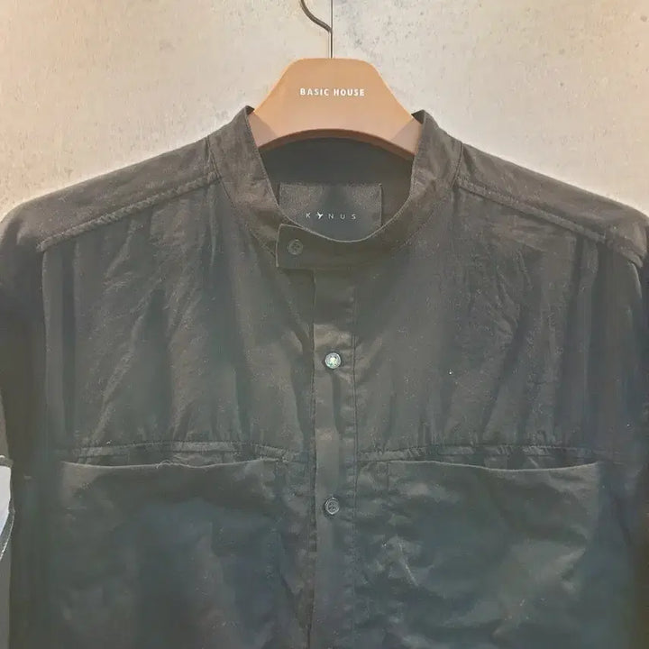 [BUNJANG] KYNUS Black Stand Neck Shirt / KYNUS 블랙 스탠드넥 셔츠.