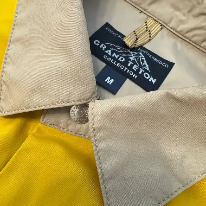 [BUNJANG] Rocky Mountain Featherbed Windshirt Beige / 록키마운틴페더베드 윈드셔츠 M