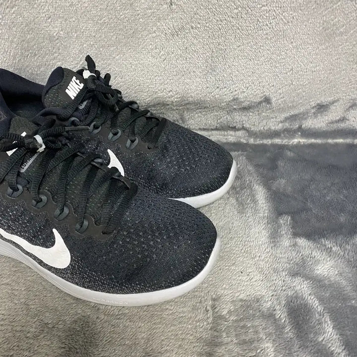 [BUNJANG] Nike Running Shoes Size 265 / 나이키 러닝화 265