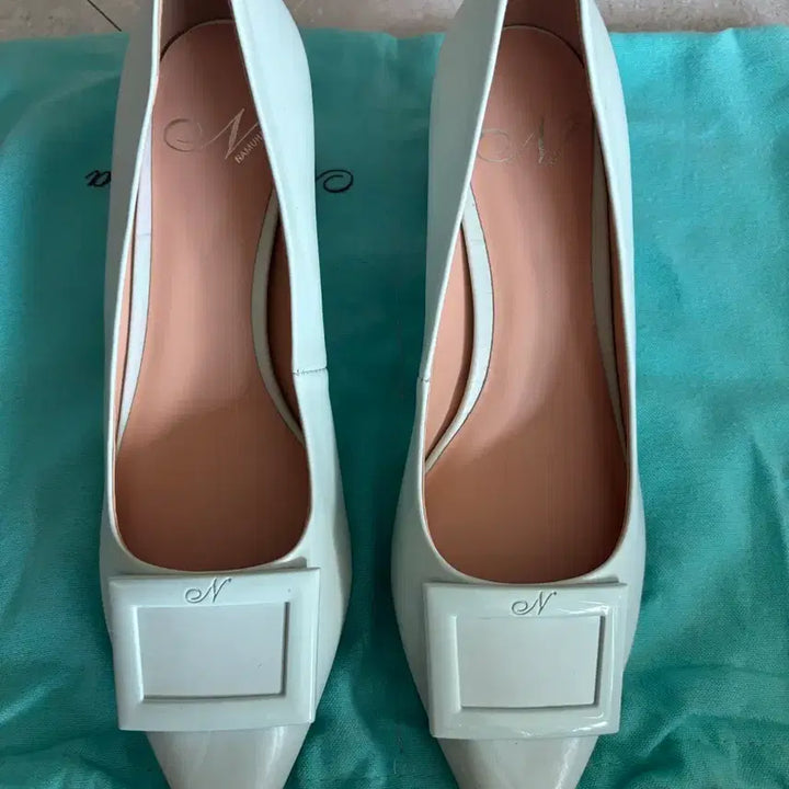 [BUNJANG] Namuhana Mint Pumps 255mm / 나무하나 민트색 펌프스 255mm 판매합니다