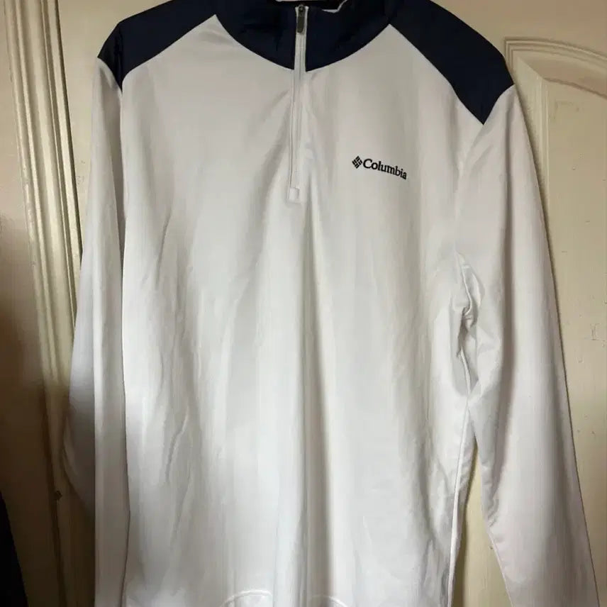 [BUNJANG] Columbia White Long-Sleeve Zip-Up T-Shirt / 컬럼비아 흰색 긴팔 짚업 티셔츠