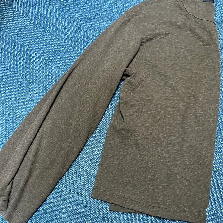 [BUNJANG] Dive In Slub Long Sleeve Khaki Size 0 / 다이브인 슬럽 롱슬리브 카키 0사이즈