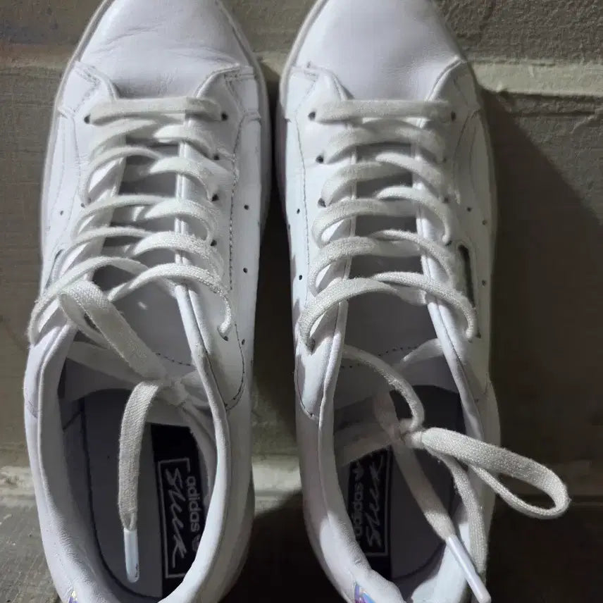 [BUNJANG] Adidas Sleek White Sneakers / 아디다스 Sleek 흰색 스니커즈