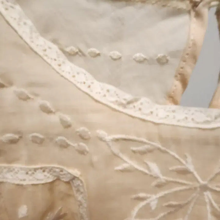 [BUNJANG] Elegant Lace Detail Blouse (Size 55-66) / 예쁜 블라우스 55~66
