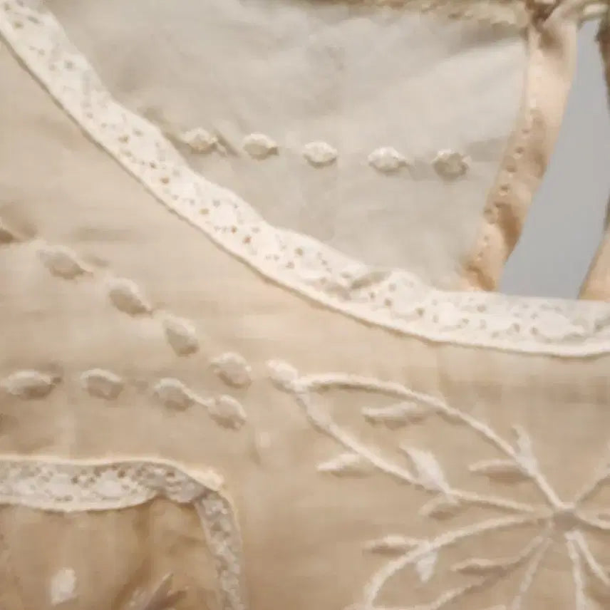 [BUNJANG] Elegant Lace Detail Blouse (Size 55-66) / 예쁜 블라우스 55~66
