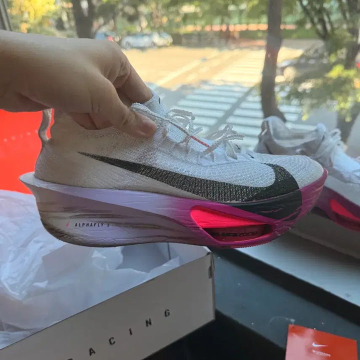 [BUNJANG] Nike Alphafly 3 Hyper Pink Running Shoes (265) / 나이키 알파플라이3 하이퍼 핑크 265