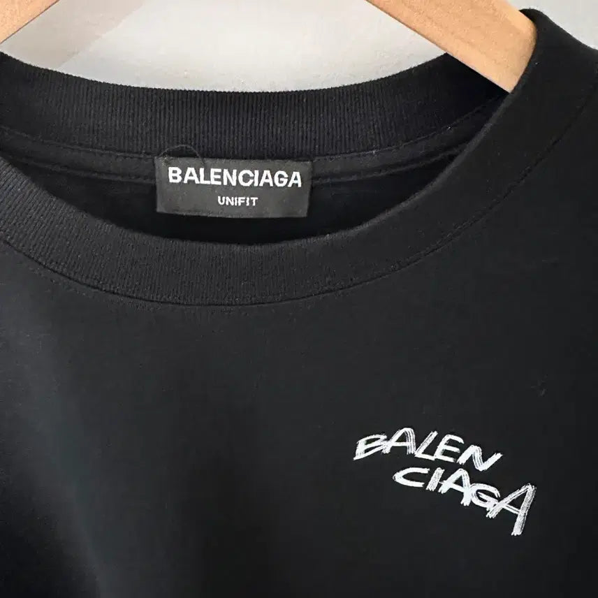 [BUNJANG] Balenciaga Drawing Logo Short Sleeve T-Shirt / 발렌시아가 드로잉 로고 반팔 티셔츠