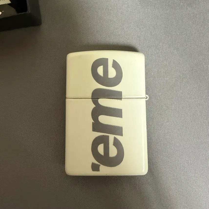 [BUNJANG] Supreme Glow Lighter / 슈프림 지포라이터 글로우 야광