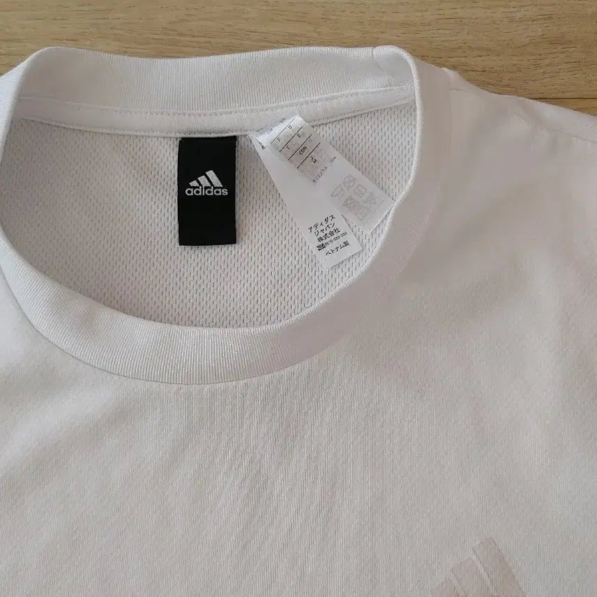 [BUNJANG] Adidas Polyester Short Sleeve T-Shirt (M) / 아디다스 폴리 반팔 티셔츠 ( M )