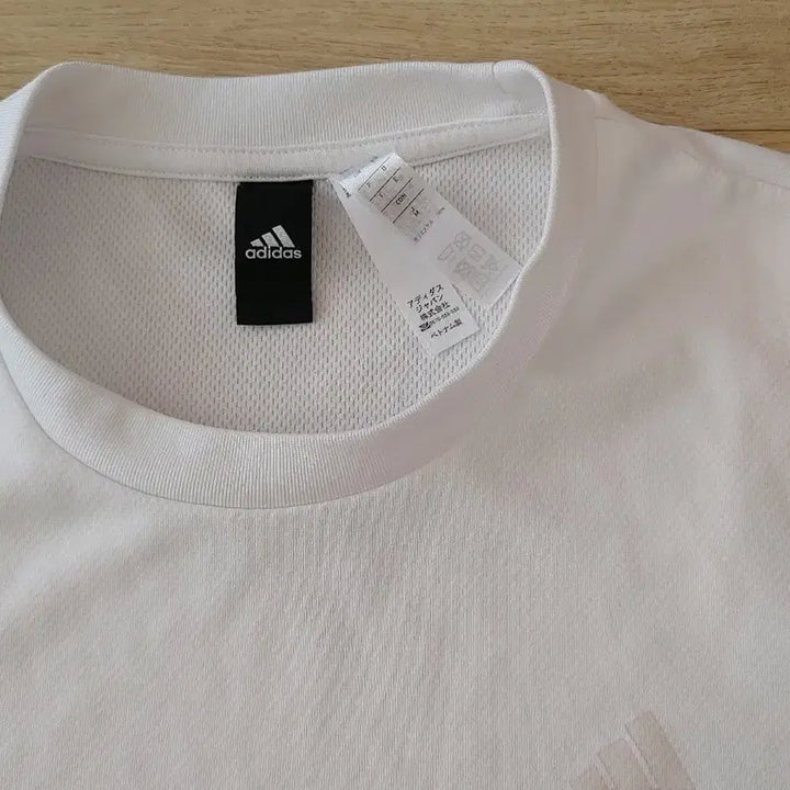 [BUNJANG] Adidas Polyester Short Sleeve T-Shirt (M) / 아디다스 폴리 반팔 티셔츠 ( M )