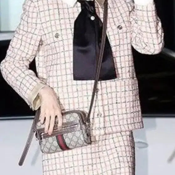 [BUNJANG] Gucci Ophidia Mini Crossbody Bag Beige / 구찌 오피디아 크로스백/카메라백 미니 정품S급(감정O)