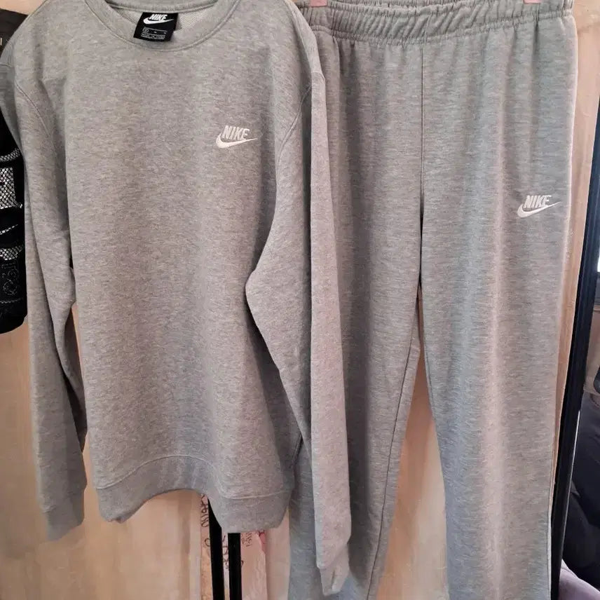 [BUNJANG] Nike Authentic Training Setup Set / 나이키 정품 트레이닝 셋업. S. M. 각 한셋트