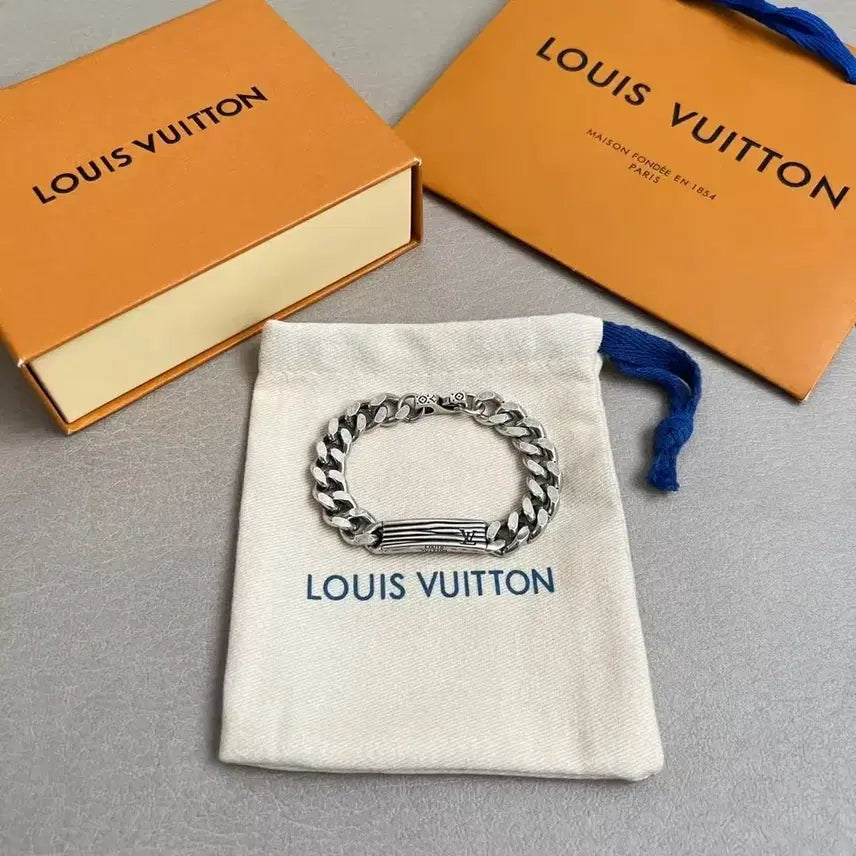 [BUNJANG] Louis Vuitton Chain Silver Bracelet / 루이비통 패션 실버 팔찌