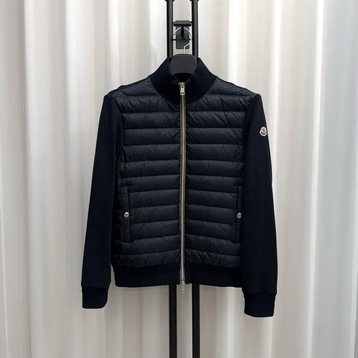 [BUNJANG] Moncler Knit Padded Jacket Navy / [M] 몽클레어 니트패딩 네이비