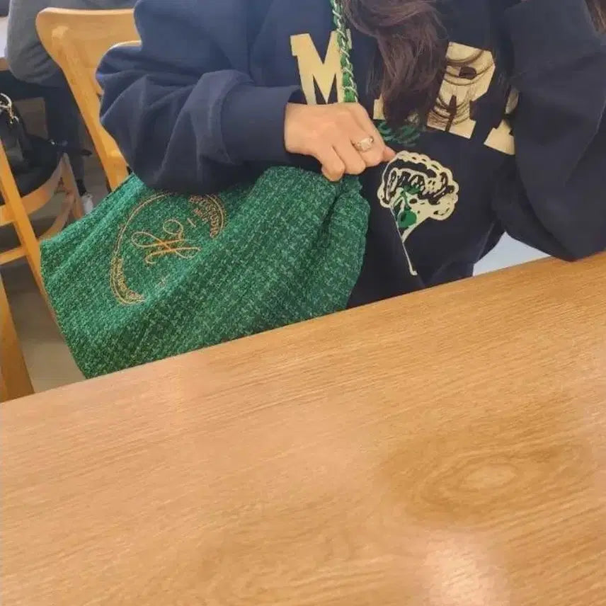 [BUNJANG] Hue Studio Ripa Bag Tweed Emerald Embroidery Chain Shoulder Bag / 휴스튜디오 리파백
