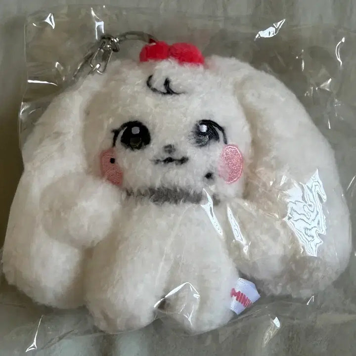 [BUNJANG] IVE MiniBrich Popup Jang Wonyoung 04 Cherry 10cm Keychain Doll / 미개봉)아이브 미니브 팝업 장원영 04 체리 10cm 키링 인형