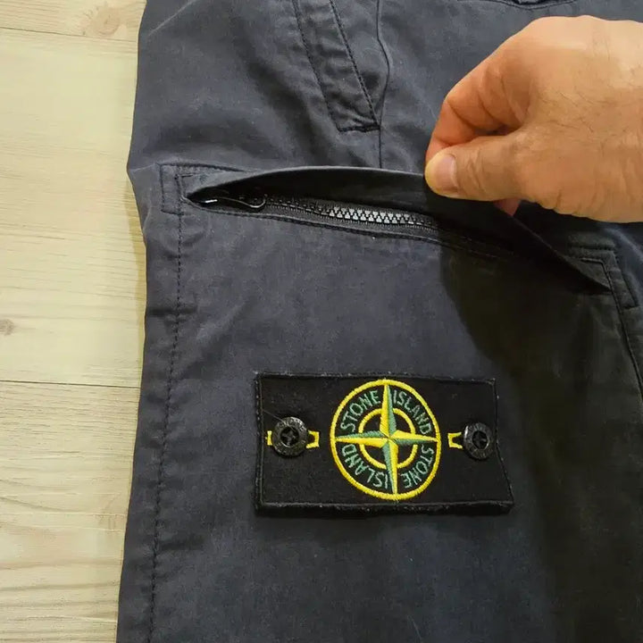 [BUNJANG] Stone Island Cargo Pants Navy W30 / 스톤아일랜드 카고바지