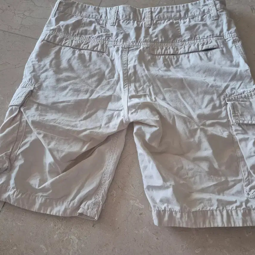 [BUNJANG] Stone Island Cargo Shorts Beige Cotton / 스톤아일랜드 카고 반바지 베이지