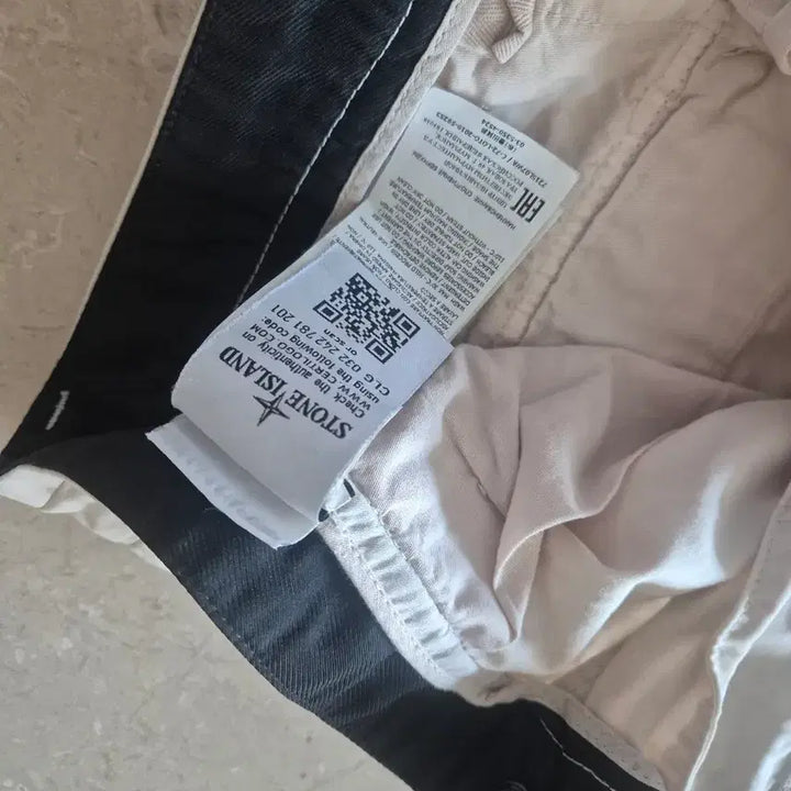 [BUNJANG] Stone Island Cargo Shorts Beige Cotton / 스톤아일랜드 카고 반바지 베이지
