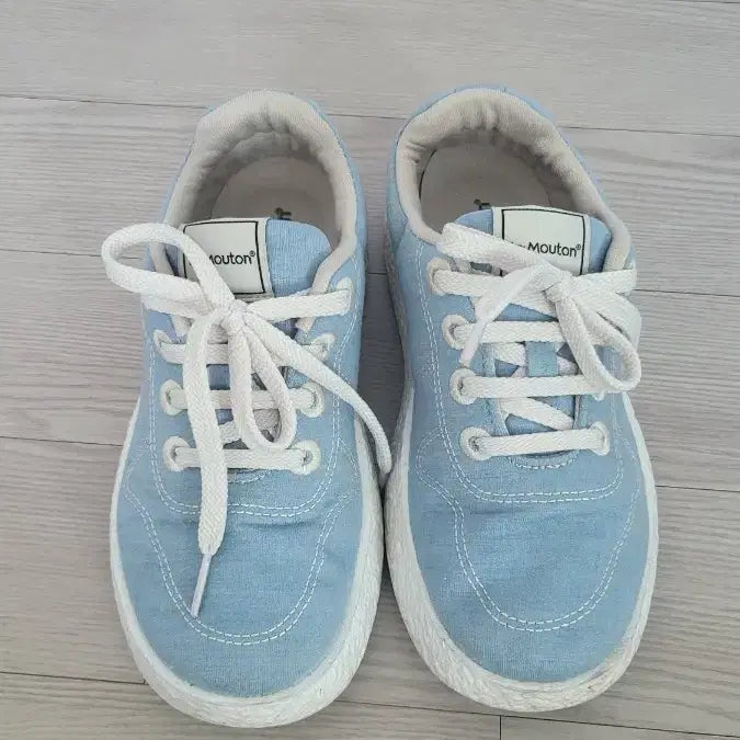 [BUNJANG] Lemont L.A. Sky Blue Sneakers Size 230 / 르무통 하늘색 스니커즈 230